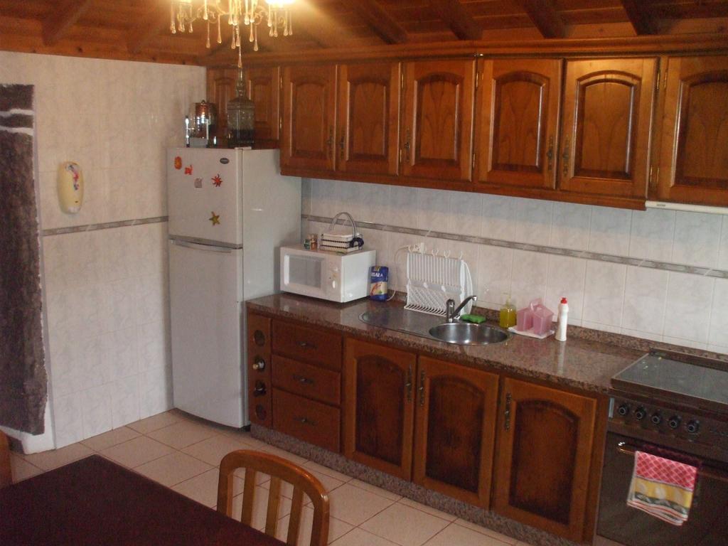 Adega Do Batista Villa Calheta  Room photo