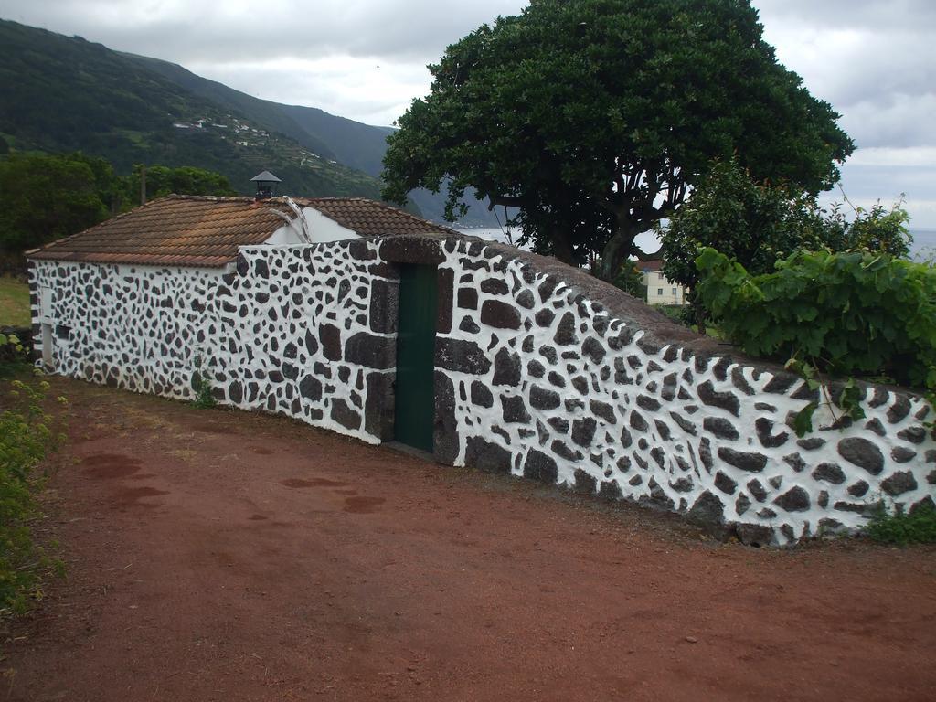 Adega Do Batista Villa Calheta  Room photo